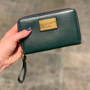 Green Marc Jacobs Wristlet Wallet / Clutch